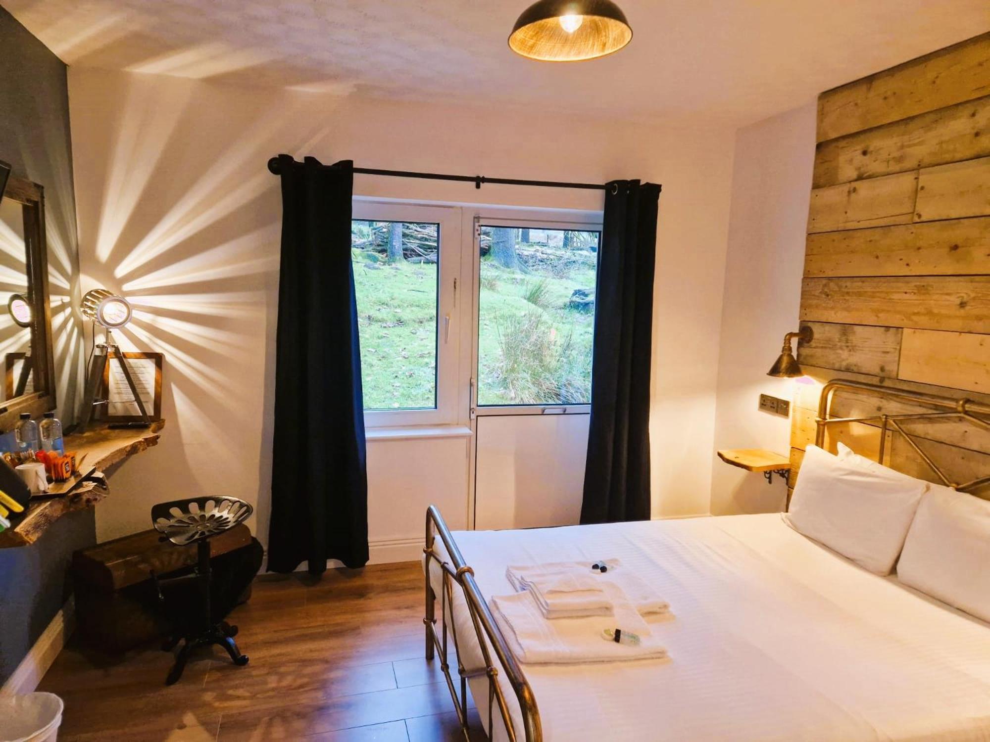 Wheal Tor Hotel & Glamping Liskeard Ngoại thất bức ảnh